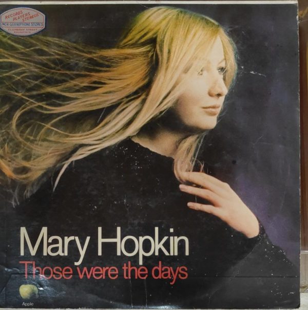 Mary Hopkin;vinyl_record gramophone house