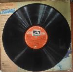 Laawaris;vniyl_record gramophone house
