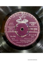 Phagun;vinyl_record gramophone house